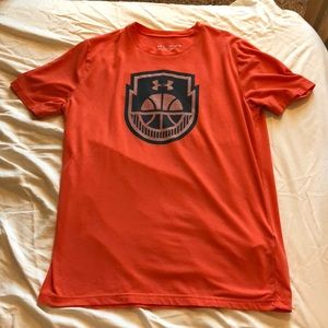 Boys Under Armour t shirt- size youth XL